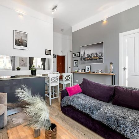 Amazing Apartment On Plac Zamkowy Varsovia Exterior foto